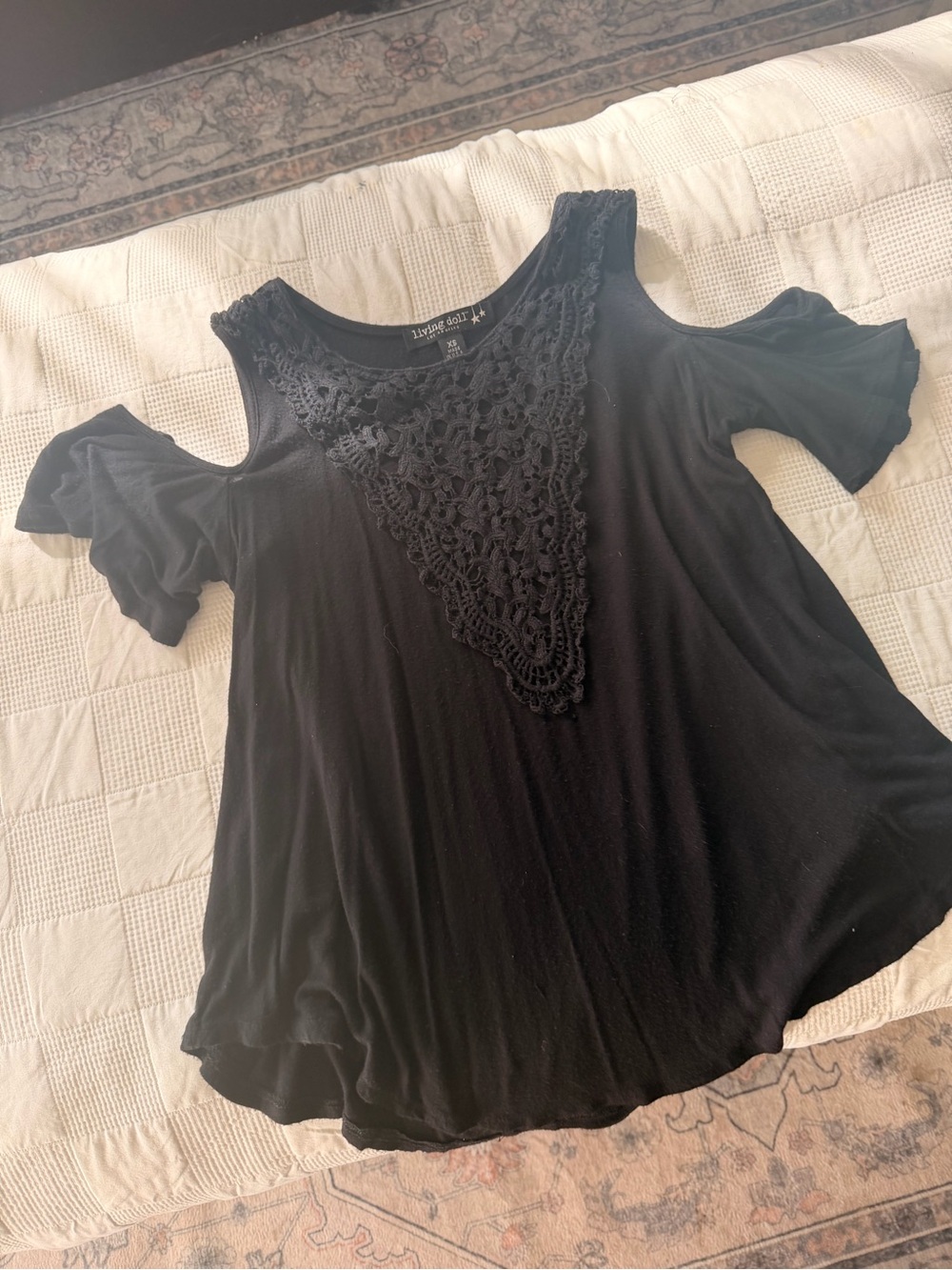 living doll Black Cold-Shoulder Crochet V-Front Women's Top